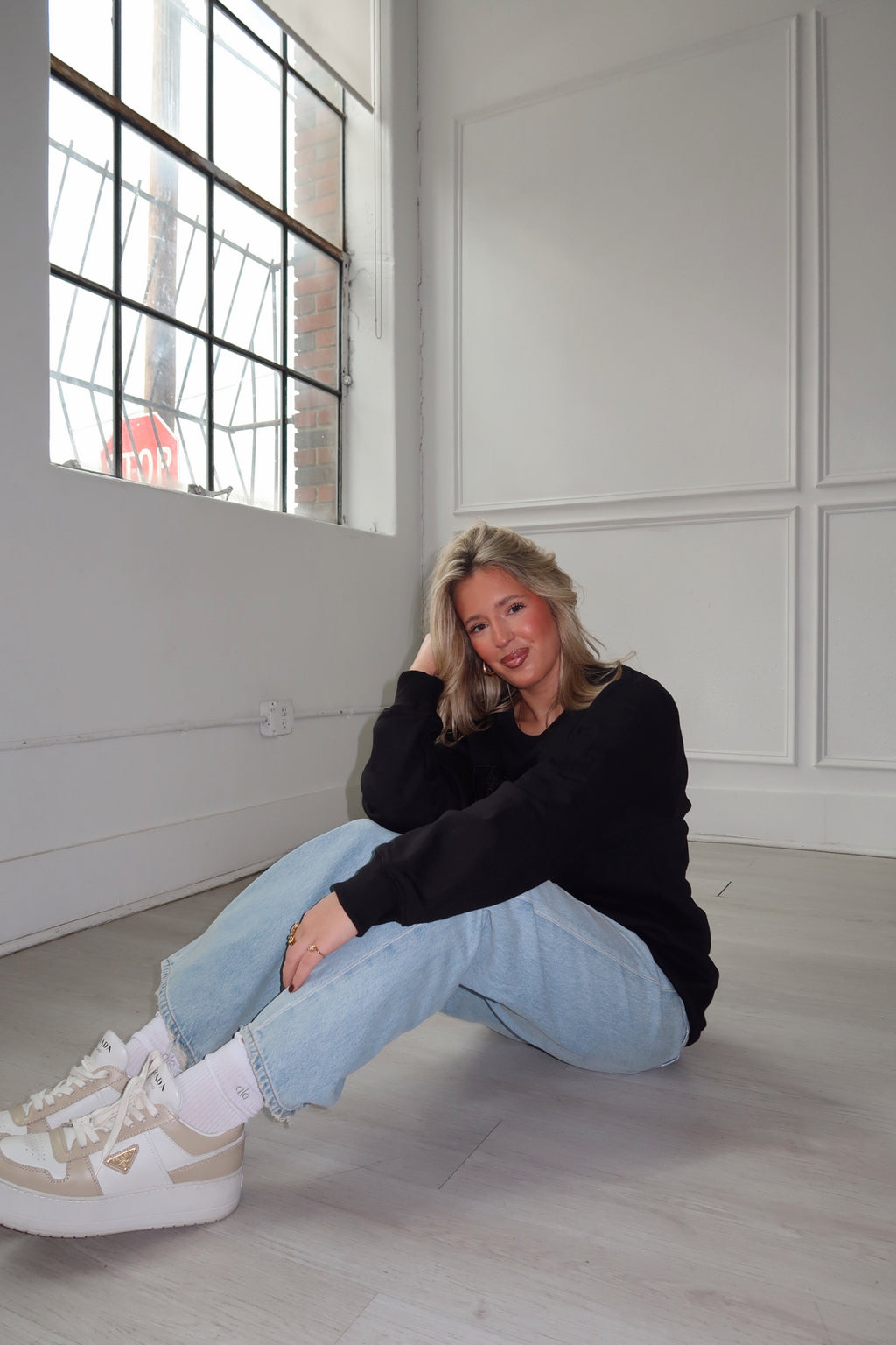 That Girl Crewneck- Black