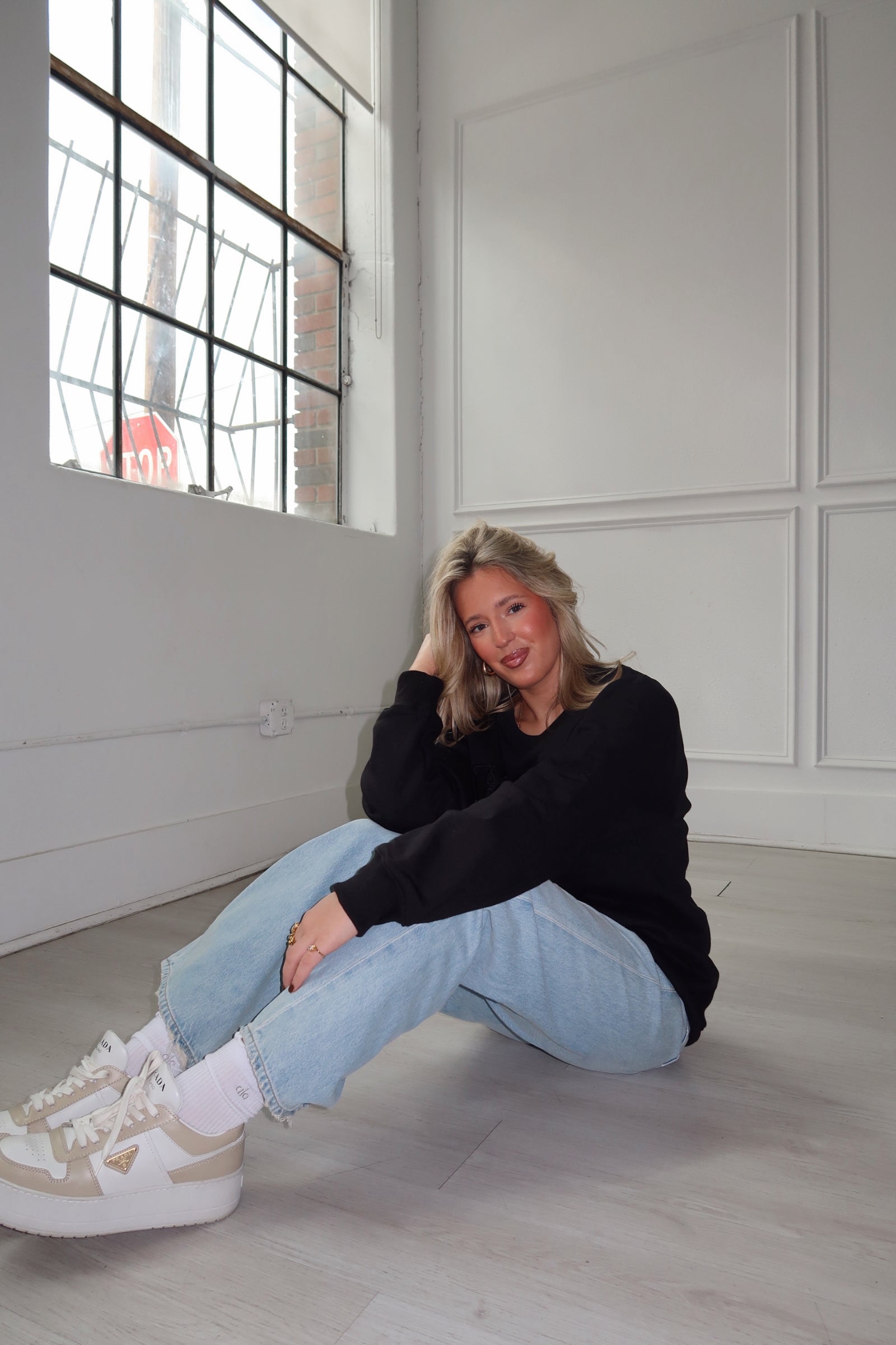 That Girl Crewneck- Black